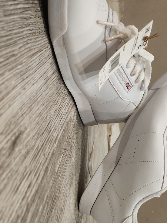 Reebok Shoes - Reebok Women's White Leather Low-Top Sneakers